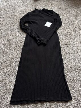 Bella Dahl Black Ribbed Long Sleeve Midi Dress